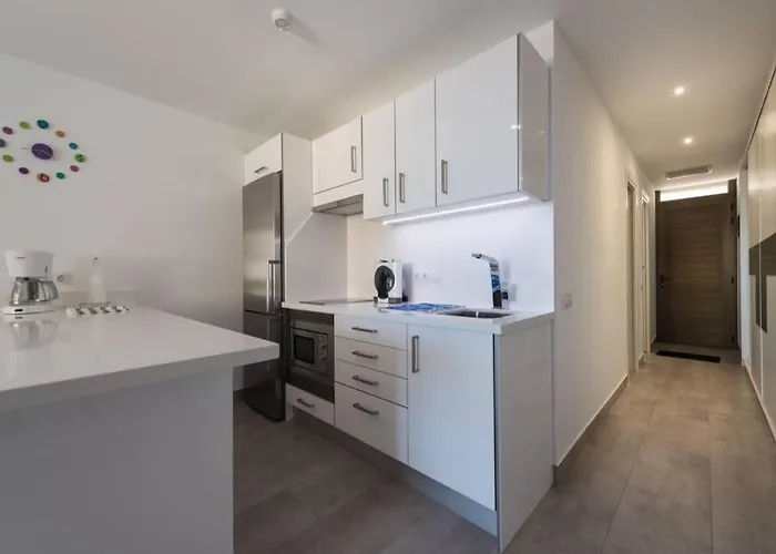 Daire Modern With Sea Views And Fast Fiber Wifi *