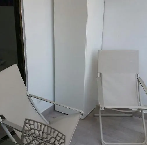 דירה Las Arenas - Apartamento Moderno Con Vistas Al Mar Y Wifi Veloz De Fibra Optica פלאייה דל אינגלז