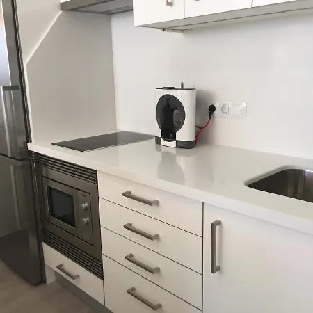 Modern With Sea Views And Fast Fiber Wifi