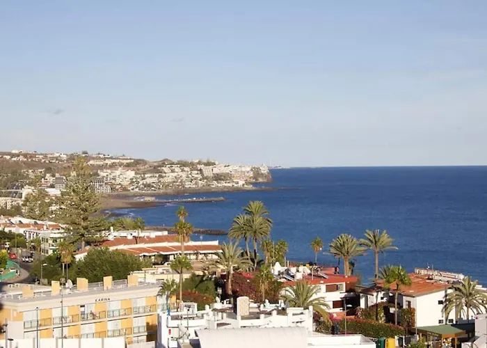 Las Arenas - Apartamento Moderno Con Vistas Al Mar Y Wifi Veloz De Fibra Optica *