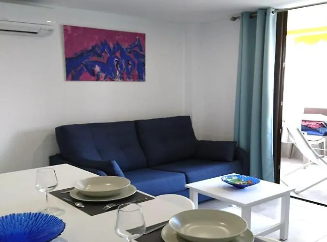 Modern With Sea Views And Fast Fiber Wifi Apartment